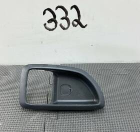 82621-2k100 Kia 10-13 Soul Passenger Right Rear Interior Door Handle Cover Oem