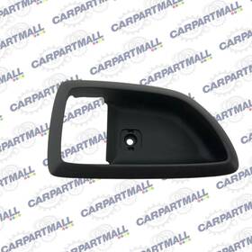 82621-3f000 Kia 2004-2006 Amanti Rear Right Side Inner Door Handle Cover Bezel