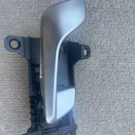 83620-l3000qa1 Kia 2021-2023 K5 Sedan Rear Right Side Interior Door Panel Handle Silver Oem