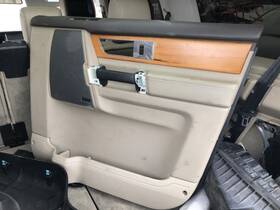 204.rv1n11 Land Rover 2010-2015 Lr4 Front Interior Door Trim Panel Right Passenger 912651