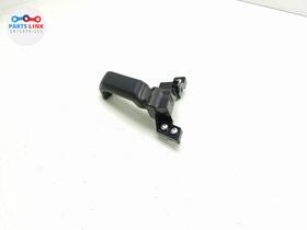 L8b2-237b31-a Land Rover 2020-23 Defender 110 Rear Left Interior Door Handle Grab Grip Opener Black L663