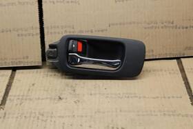229.le1t94 Lexus 1990 1991 1992 1993 1994 Ls400 Left Rear Door Handle Interior Black La20 229.le1t94 Lexus 1990 1991 1992 1993 1994 Ls400 Left Rear Door Handle Interior Black La20