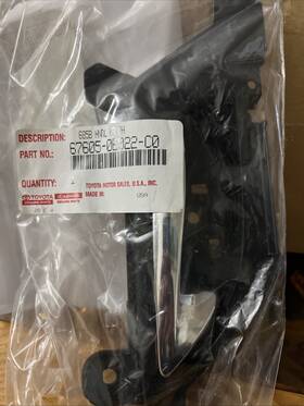 67605-0e022-c0 Lexus 2020-2022 Rx350 Oem Passenger Interior Door Handle Black
