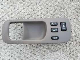 69278-50050 Lexus 1995 - 1997 Ls400 Front Left Door Handle Memory Seat Switch Trim Bezel 95