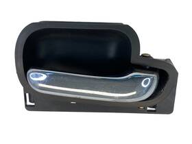 Xw13-5421818 Lincoln 1998-2002 Town Car Rear Right Side Interior Door Handle