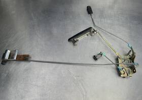 229.mz1z81 Mazda 1981-1983 Rx7 Fb Passenger Right Front Interior Door Handle Assembly #1