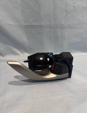 D10e58330a Mazda 2016 - 2021 Cx-3 Rear Right Passenger Side Door Interior Handle Oem