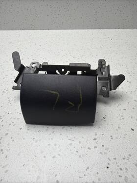 F151-72-330c-02 Mazda 2004 -2006 Rx-8 Rx8 Rear Right Interior Handle Assy