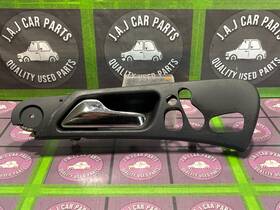 2004-c320 Mercedes-benz 2004 C320 Driver Side Interior Door Handle With Trim Oem 2004-c320 Mercedes-benz 2004 C320 Driver Side Interior Door Handle With Trim Oem