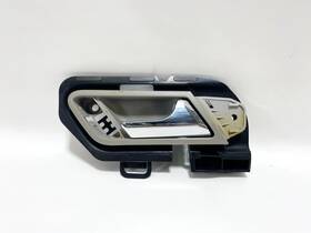A2517600261 Mercedes-benz 06-13 W251 R Class Front Right Interior Inner Door Pull Handle Oem A2517600261 Mercedes-benz 06-13 W251 R Class Front Right Interior Inner Door Pull Handle Oem
