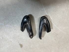 Bg108a Metro Oem 1971 1972 Challenger Front Bumper End Fillers 71 72 Used Original Pieces