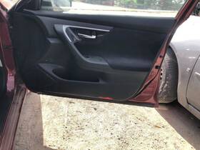 204.da1f13 Nissan Altima 2013 Front Door Trim Panel 833547