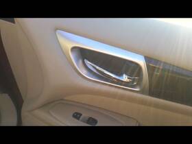 229.da1214 Nissan Pathfindr 2014 Door Handle Interior 27849062