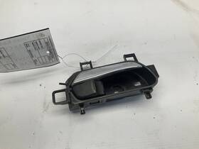 229.da1c23 Nissan 18-24 Kicks Sv Fwd Front / Rear Right Passenger Interior Door Handle Q