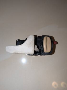 229.da1z94 Nissan 1993-1996 300zx Z32 Convertible Passenger Right Front Tan Door Handle