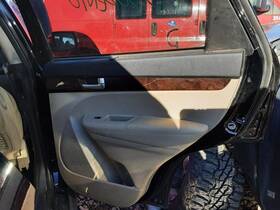 205.ki1215 Oem Sorento 2015 Door Trim Panel Rear