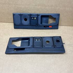 20327808 Oer 1982-1989 Firebird And 1982-1992 Camaro Door Handle Trim Panel Set Oem