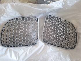 15909804 Pontiac Gm 06-09 Solstice Right And Left Front Bumper Radiator Grill Grille Plasti