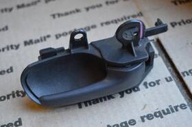 229.sc1205 Scion 2004 2005 2006 Xb Right Passenger Side Rear Door Handle