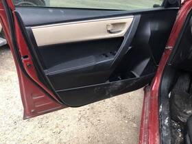 204.to1b16 Toyota 2016 Corolla Front Door Trim Panel 927254
