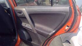 205.to1115 Toyota Rav 4 2015 Passenger Rear Door Interior Trim Panel 2512132