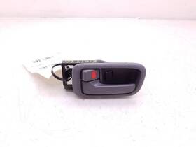 229.to1102 Toyota 2002 Rav4 Driver Side Front Interior Door Handle Assembly