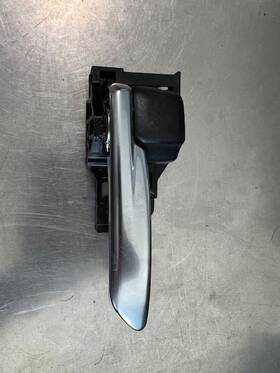229.to1122 Toyota 2022 Rav4 Drivers Front Interior Door Handle North American Built 568324