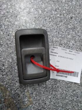 229.to1200 Toyota 4 Runner 2000 Door Handle Interior 526859