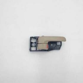 229.to1399 Toyota Rear Left Interior Door Handle Oem 1999 Landcruiser