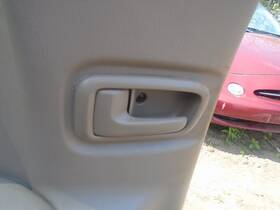 229.to1903 Toyota Tundra 2003 Door Handle Inner 131766