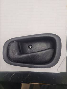 229.to1b00 Toyota 2000 Corolla Driver Left Interior Door Handle 622146