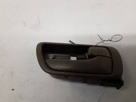 229.to1h04 Toyota Camry 2004 Driver Door Handle Inner 341652