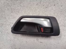 229.to1k16 Toyota Camry 2016 Door Handle Front Driver Interior 339498