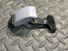 62910-34010 Toyota 00-06 Tundra Pickup Truck Gray Right Quarter Window Buckle Latch Lock