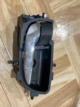 69206-52140-e0 Toyota Yaris Sedan Front Left Interior Door Handle 09-12 Black