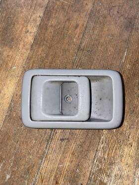 12463464 Toyota Bin 32 01-04 Tacoma Front Or Rear Right Side Gray Door Handle