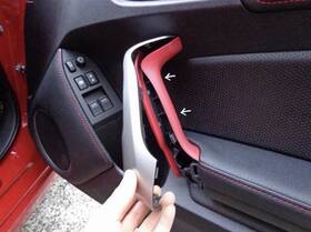 Su003-04424 Toyota 86 17-20 Scion Fr-s 13-16 Interior Door Red Grab Handle Set L And R Genuine