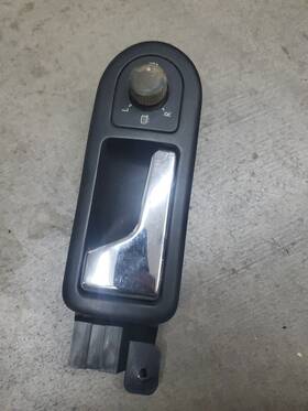 1c2837114 Volkswagen Vw Beetle Driveside Front Right Interior Handle In Working Order