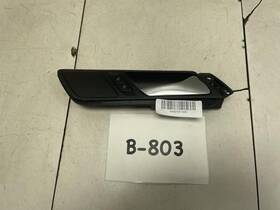229.vw1l11 Volkswagen 2011 Jetta Se Sedan Front Right Interior Door Handle With Lock Switch 229.vw1l11 Volkswagen 2011 Jetta Se Sedan Front Right Interior Door Handle With Lock Switch
