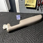 99-06 Nbs Sierra Yukon Tahoe Front Rh Passenger Armrest Pull Handle Oem Gm Tan. Fixed Price $59.95.