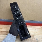 2003-2009 Kia Sorento Driver Left Power Window Lock Switch Master 478490-B200-04. Fixed Price $49.00.