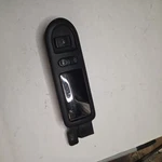 1999-2005 Volkswagen Jetta Right Front Interior Door Handle 1J1-837-114G #A18. Fixed Price $20.00.