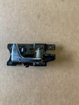 Land Rover Discovery Right Front Rear Interior Door Handle FVC102200 DR3. Fixed Price $19.99.