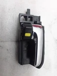 R/f Right Front Door Interior Handle Chrome/black 2003 Toyota Matrix S-134P. Fixed Price $64.17.