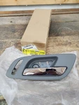 Nos Oem Gm Pass Inside Handle Heated Seat 2007-13 Chevy Silverado 15935956. Fixed Price $35.00.