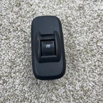 2006 2009 Gmc Envoy Chevrolet Trailblazer Suv Rear Power Window Switch 15806861. Fixed Price $25.00.