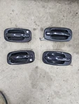 1999-2006 Chevy/gmc Silverado Tahoe Yukon Door Handle Set Black Oem Used. Fixed Price $120.00.